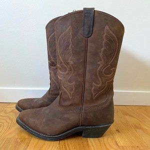 Shyanne Brown Ladies US Size 10 Western Boots